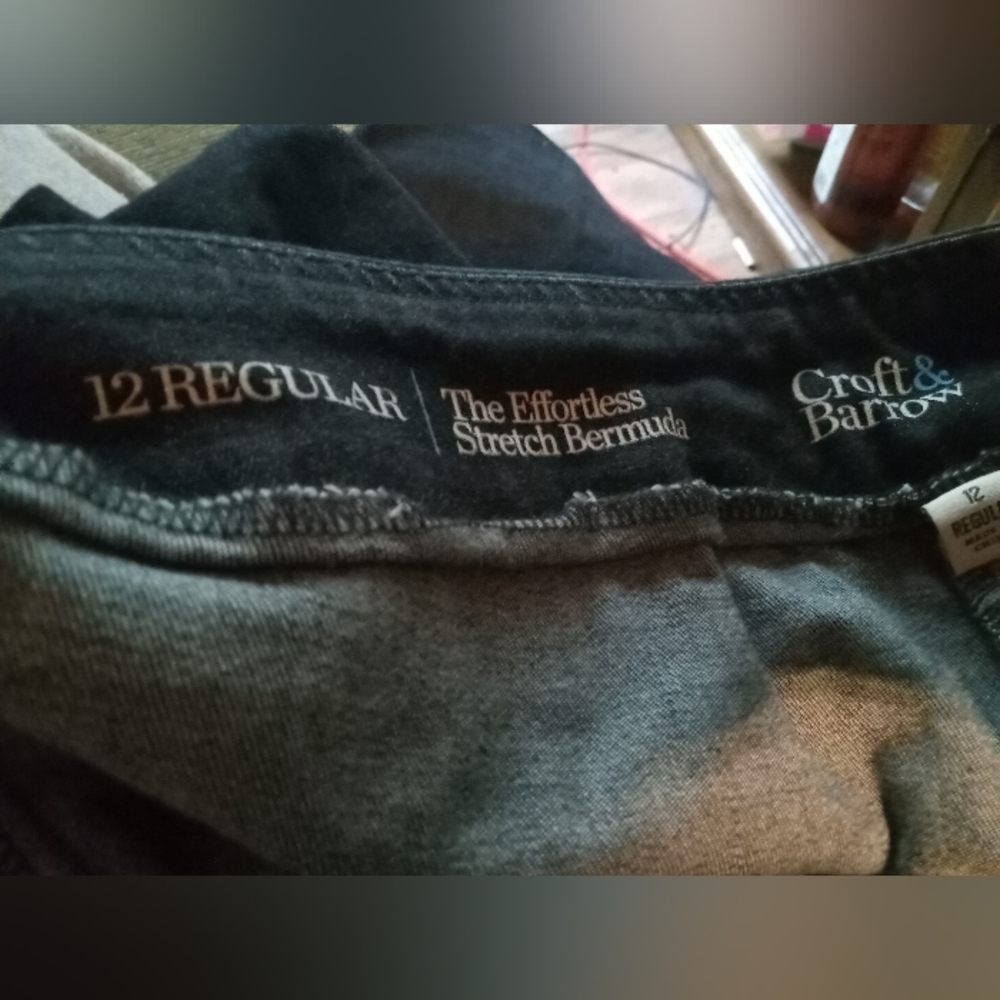 Women's shorts stretch